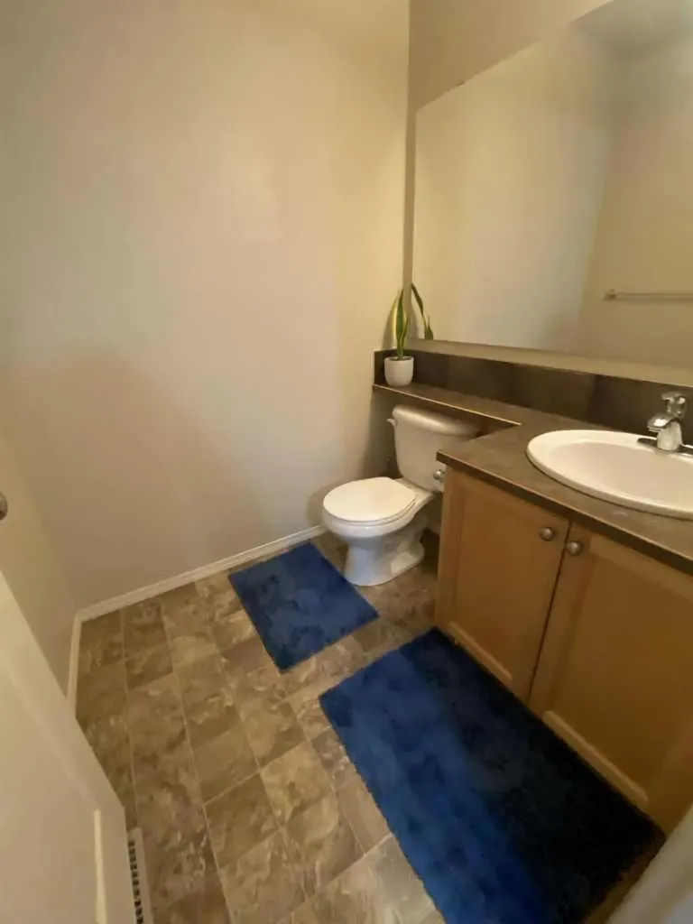 11225 69 Avenue Grande Prairie AB T8W0G1