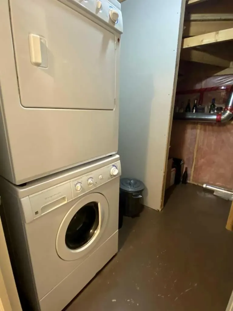 11225 69 Avenue Grande Prairie AB T8W0G1