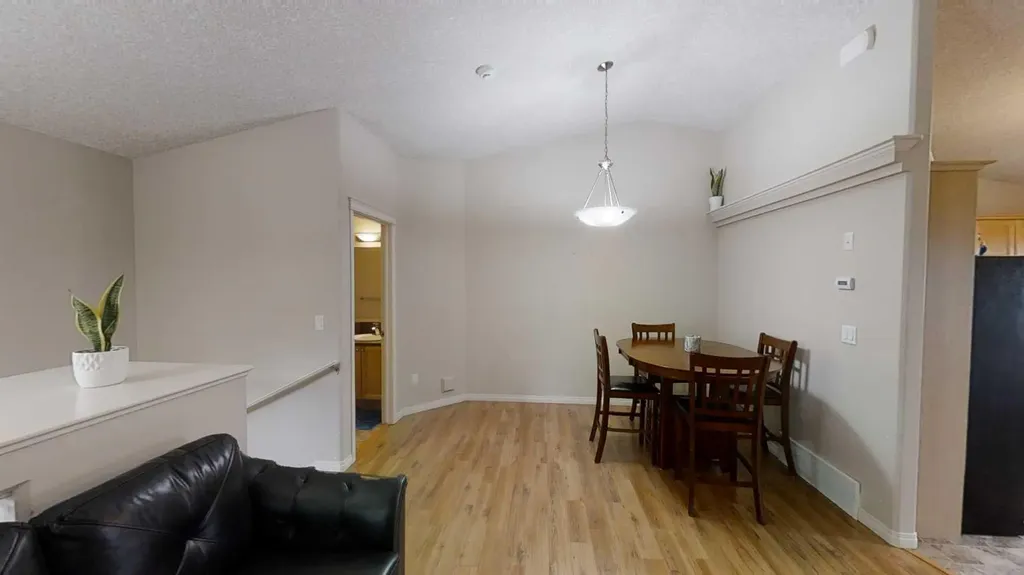 11225 69 Avenue Grande Prairie AB T8W0G1