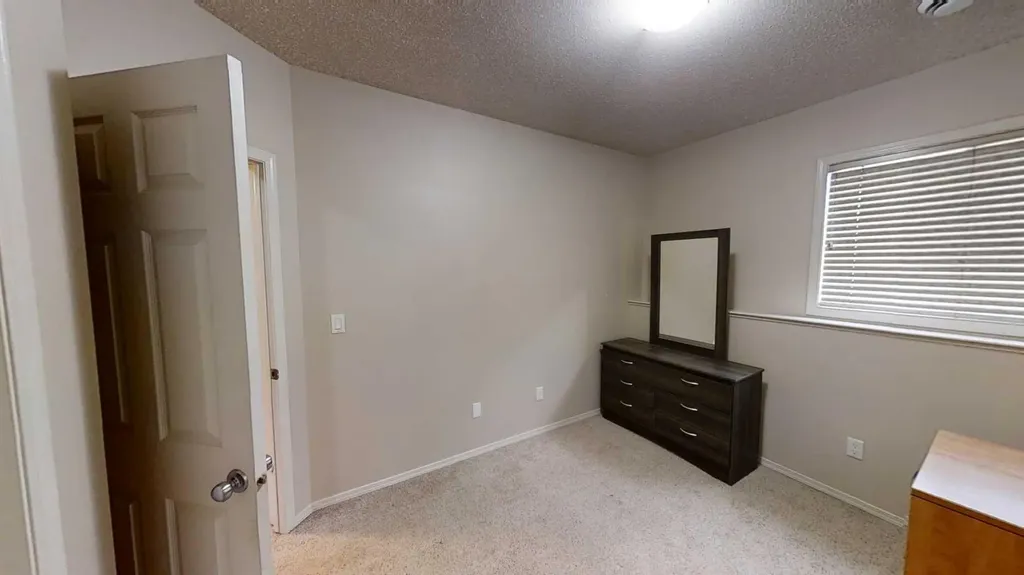 11225 69 Avenue Grande Prairie AB T8W0G1