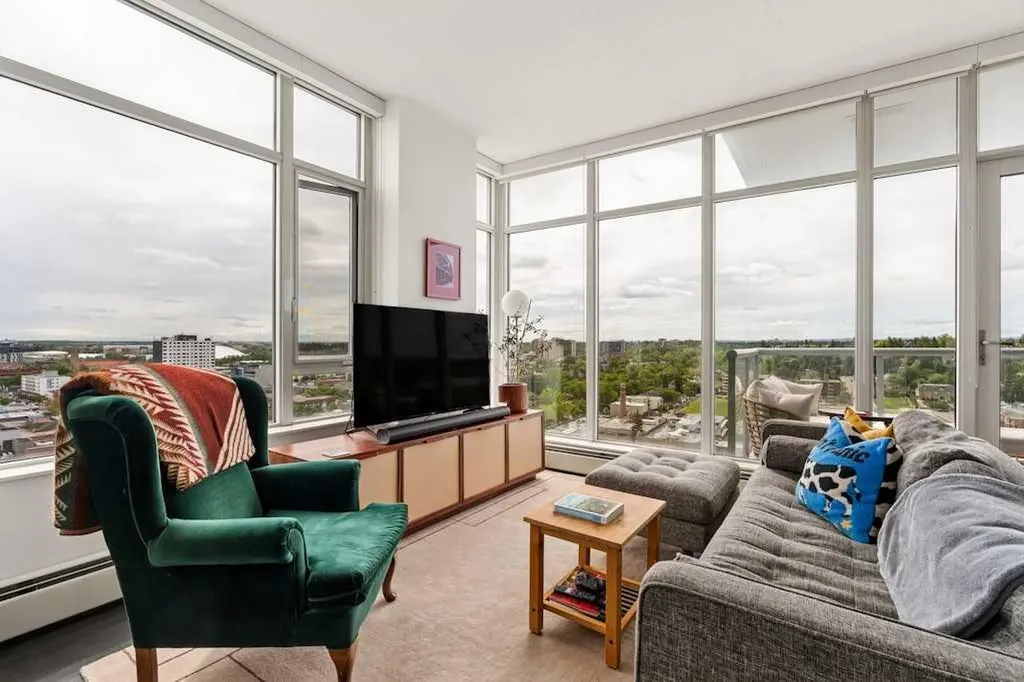 1501 6 Street SW Calgary AB T2R 0Z7
