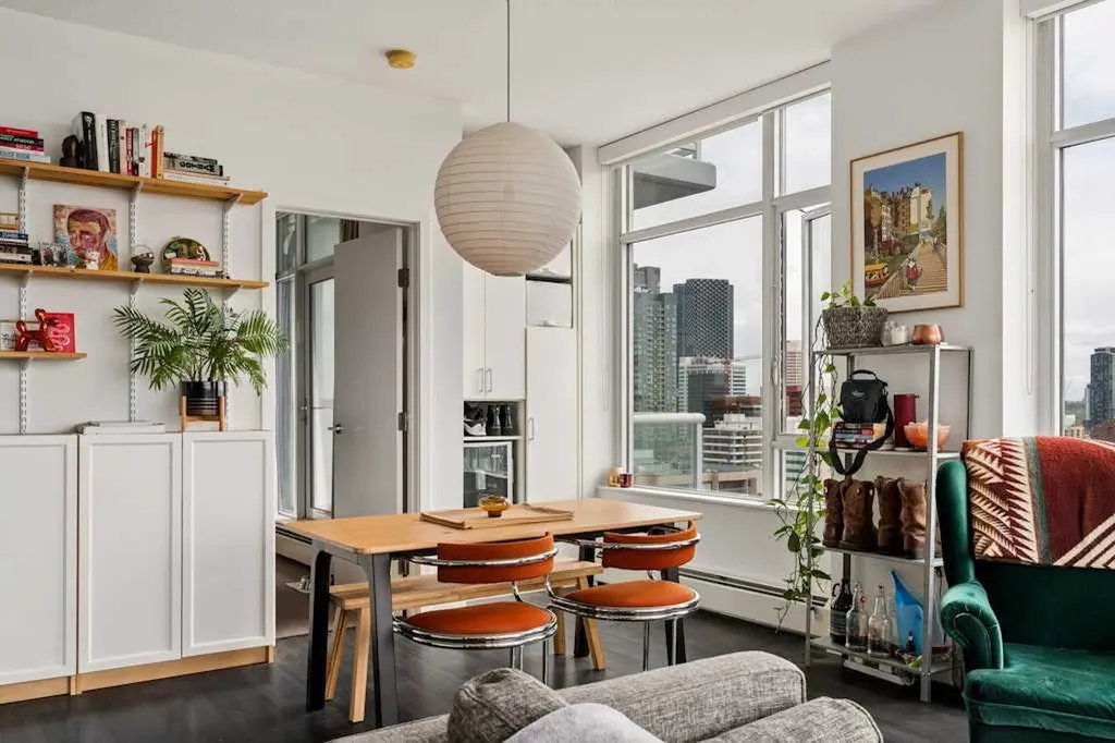 1501 6 Street SW Calgary AB T2R 0Z7