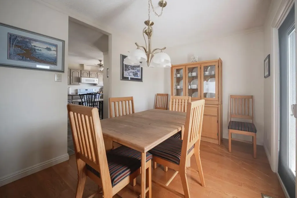 100 Caldwell Crescent Fort Mcmurray AB T9K 1G2