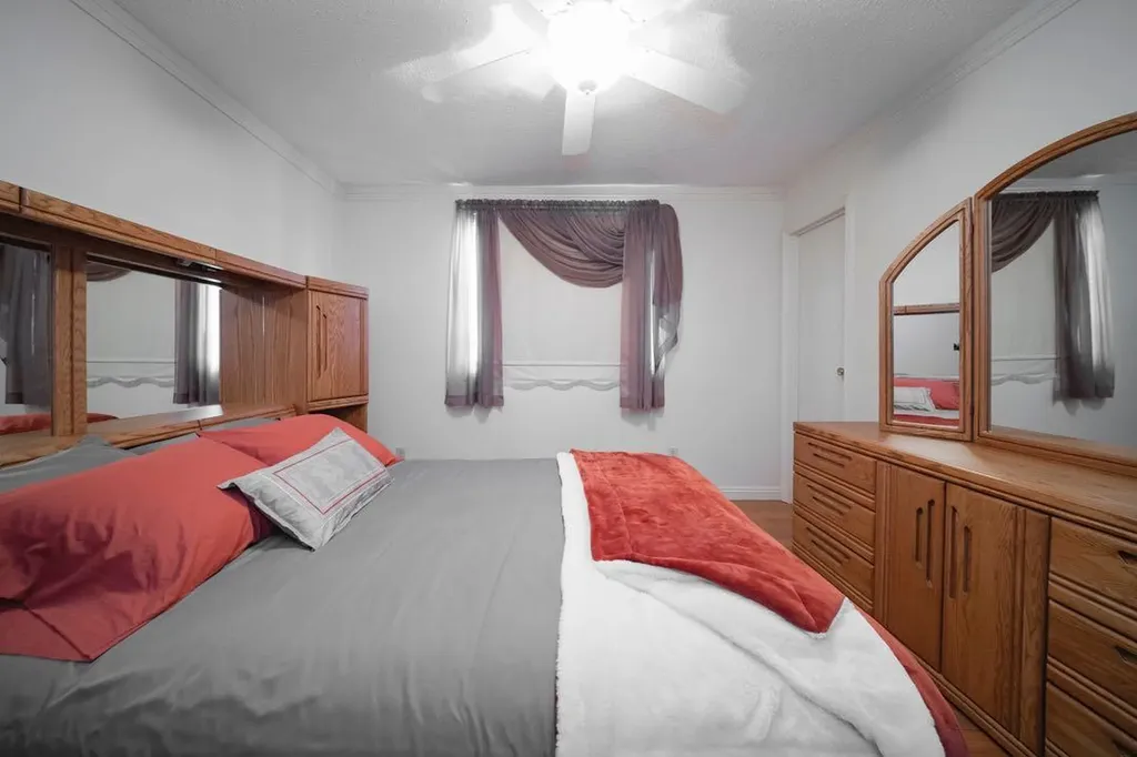 100 Caldwell Crescent Fort Mcmurray AB T9K 1G2