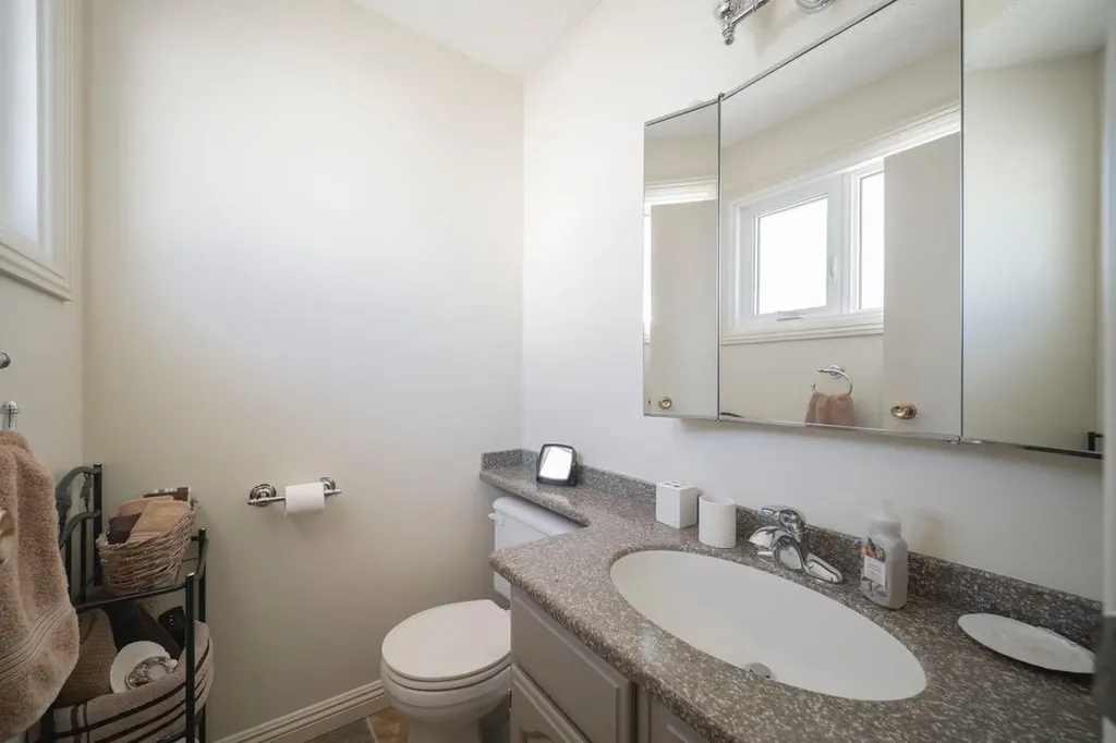 100 Caldwell Crescent Fort Mcmurray AB T9K 1G2
