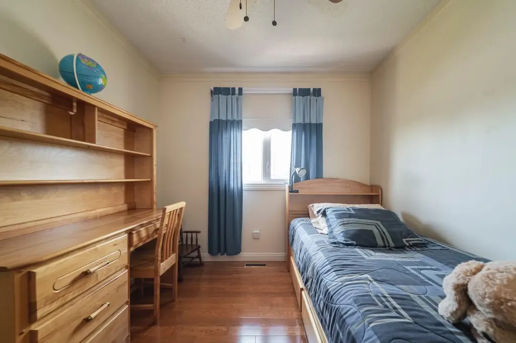 100 Caldwell Crescent Fort Mcmurray AB T9K 1G2