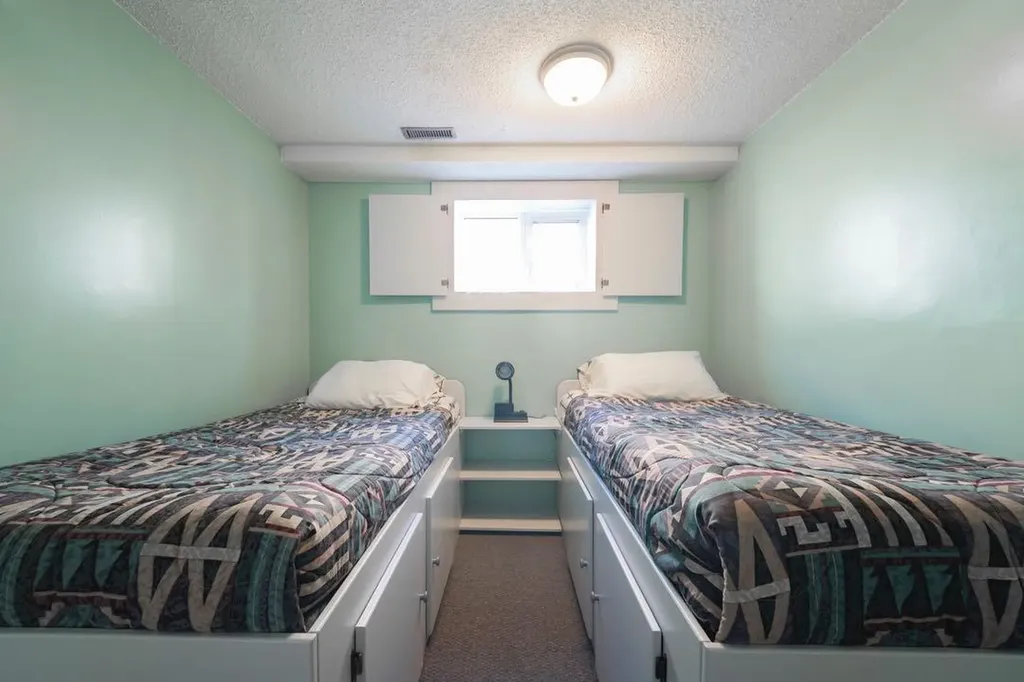 100 Caldwell Crescent Fort Mcmurray AB T9K 1G2