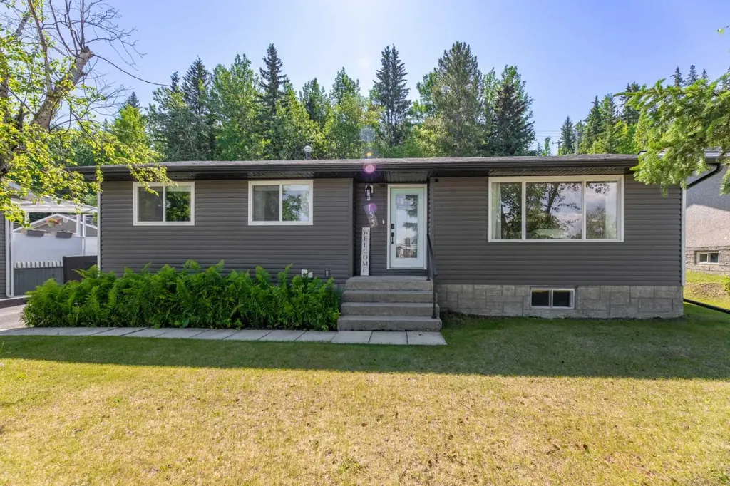 153 Alder Drive Hinton AB T7V 1C9