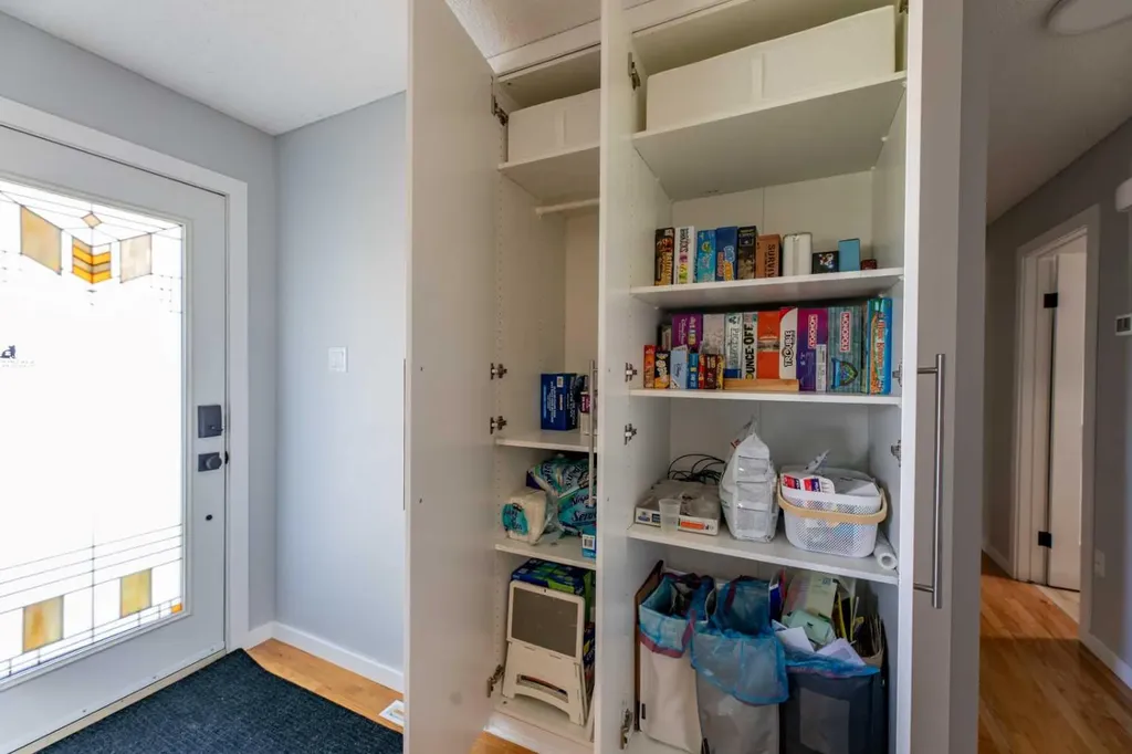 153 Alder Drive Hinton AB T7V 1C9