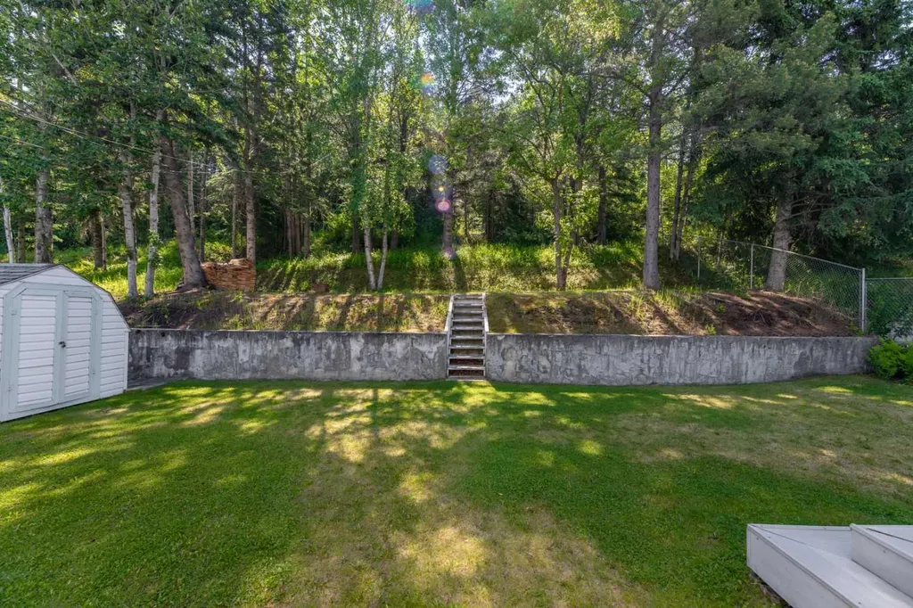 153 Alder Drive Hinton AB T7V 1C9
