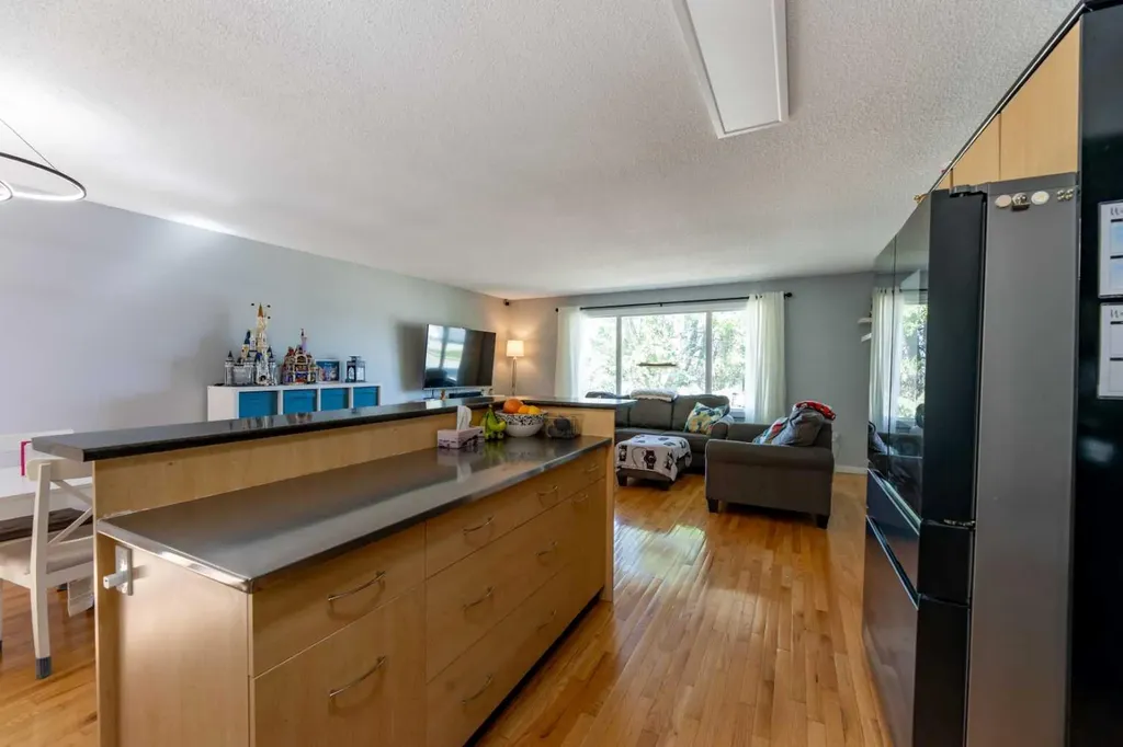153 Alder Drive Hinton AB T7V 1C9