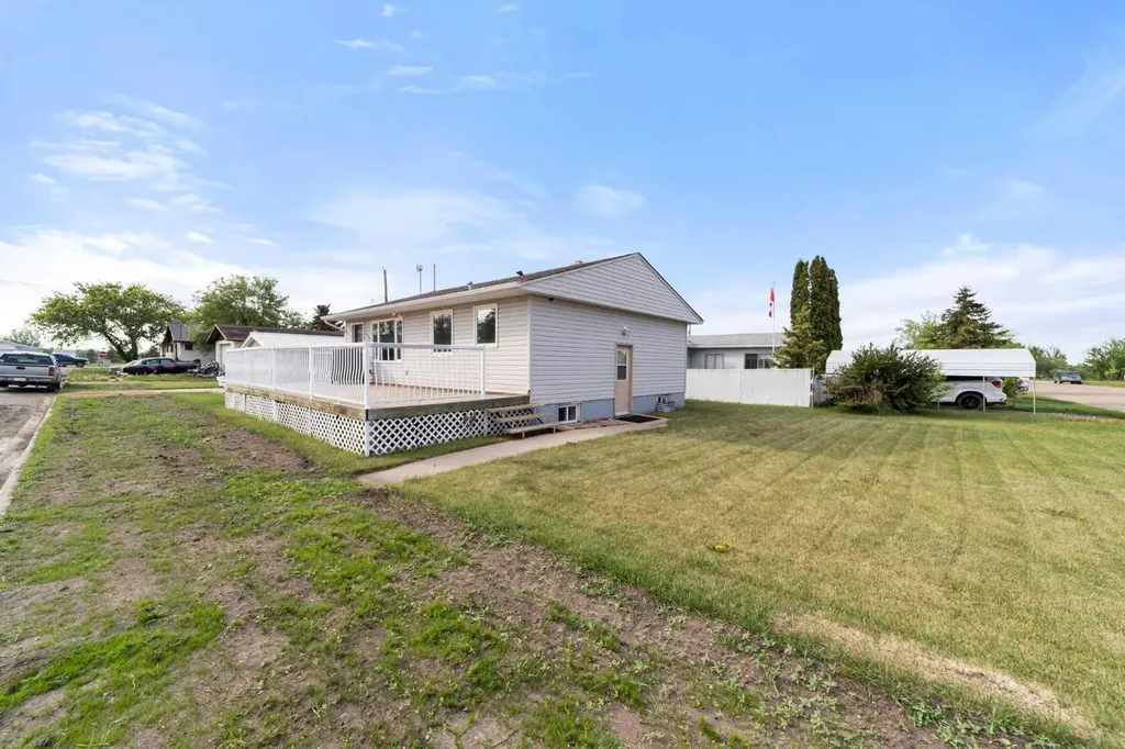 5302 49 Street Daysland AB T0B1A0