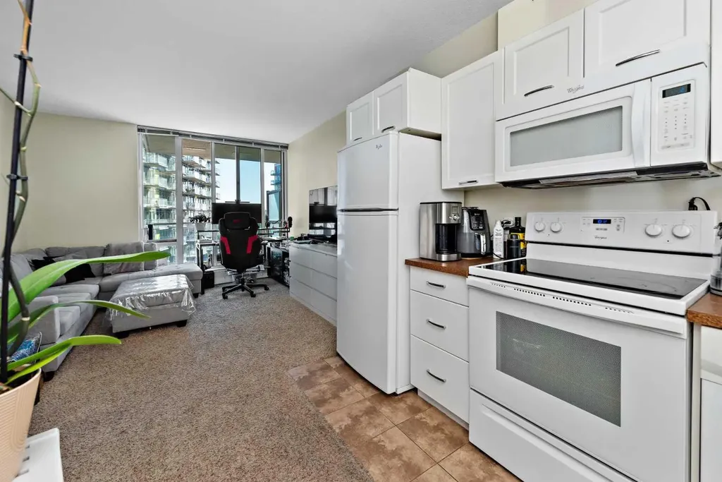 3830 Brentwood Road NW Calgary AB T2L 2J9