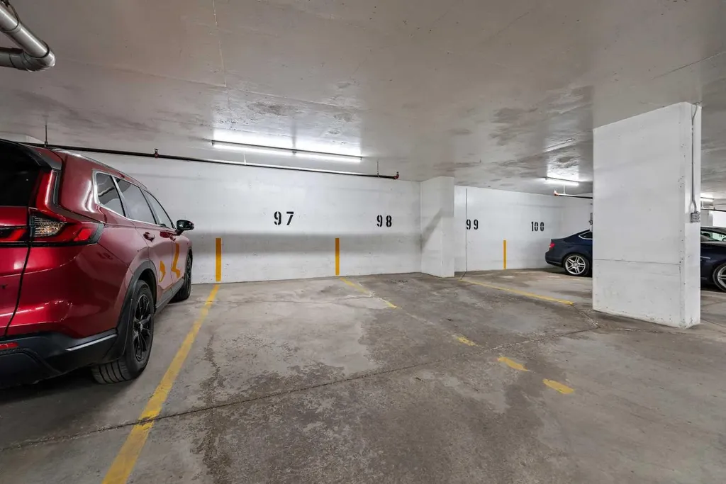 3830 Brentwood Road NW Calgary AB T2L 2J9