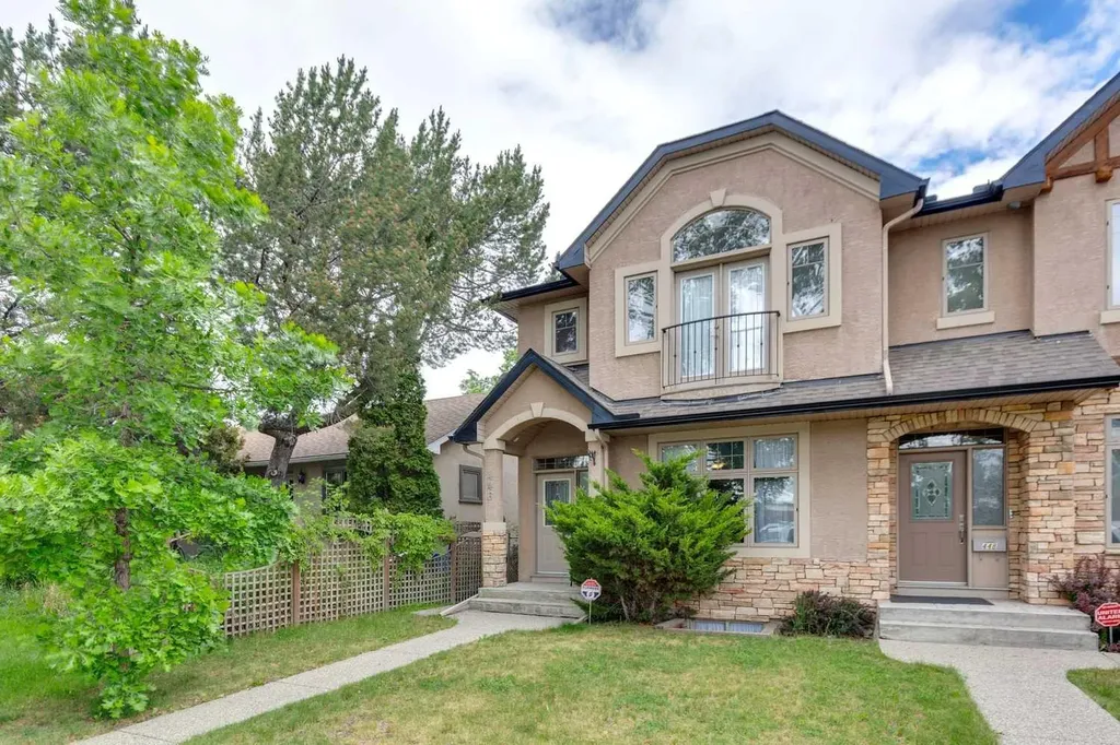 446 18 Avenue NE Calgary AB T2E 1N4