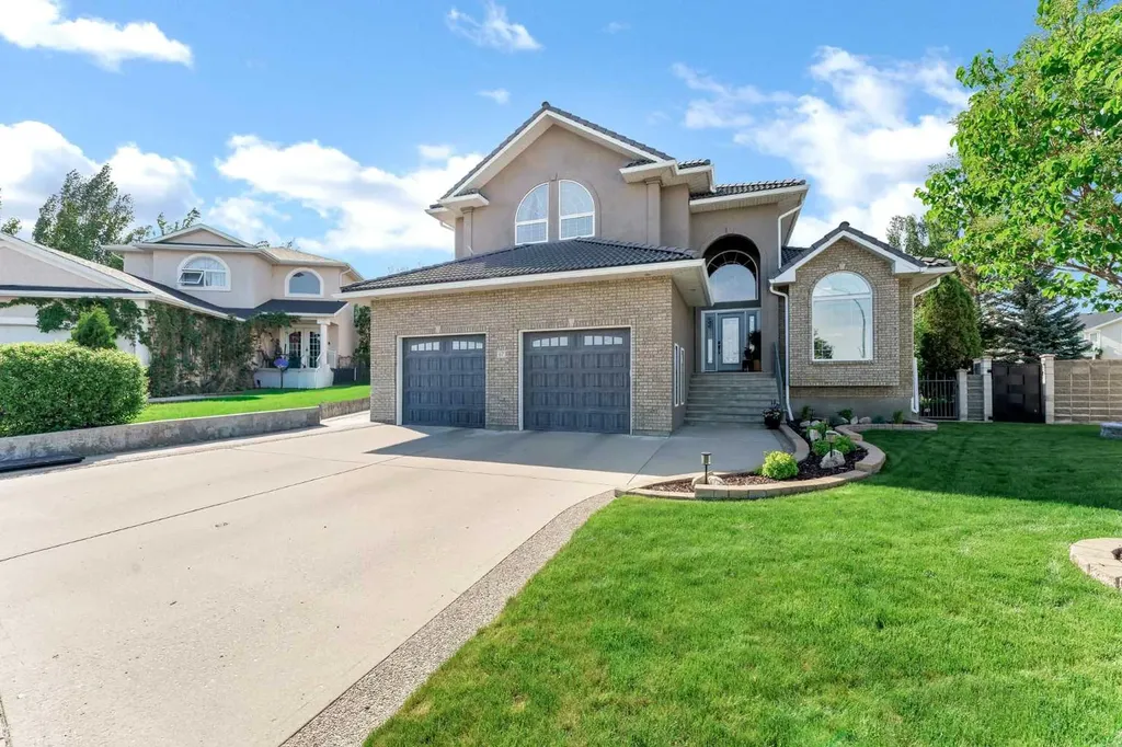 67 Penland Way NE Medicine Hat AB T1C1X2