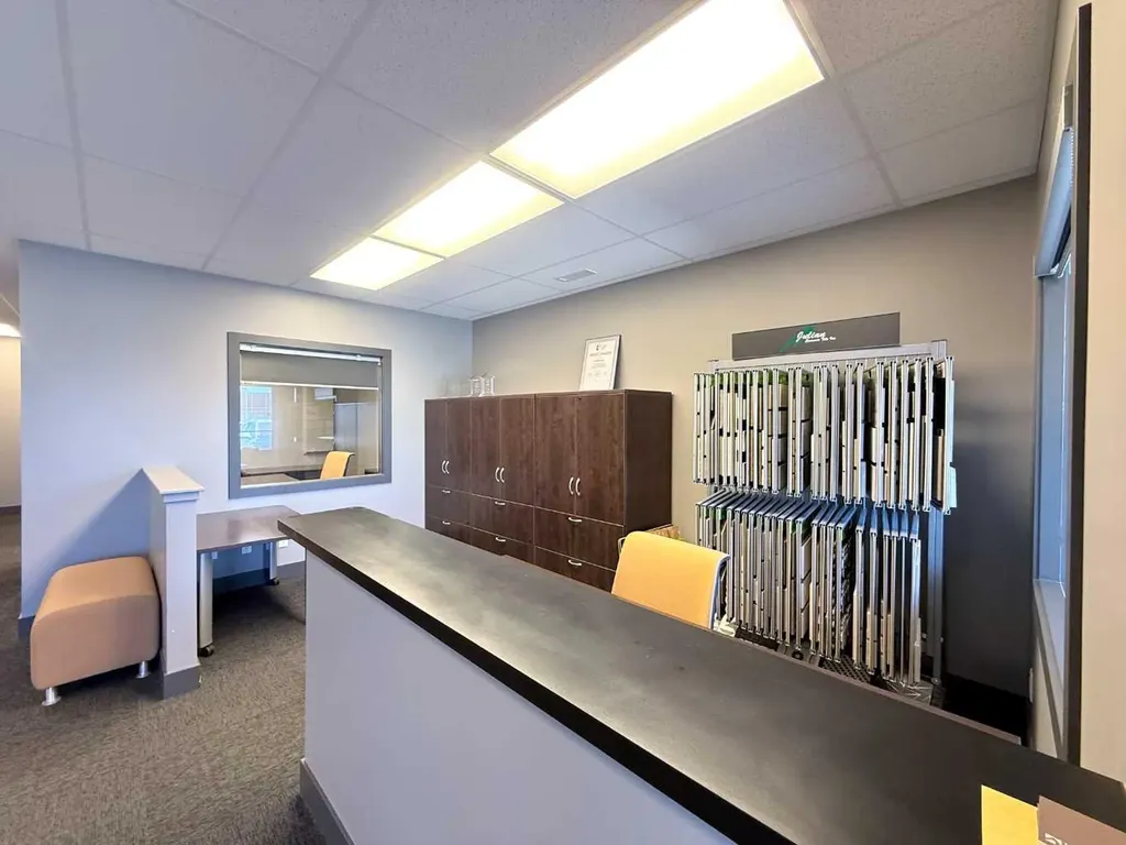 9814 97 Street Grande Prairie AB T8W 2G7