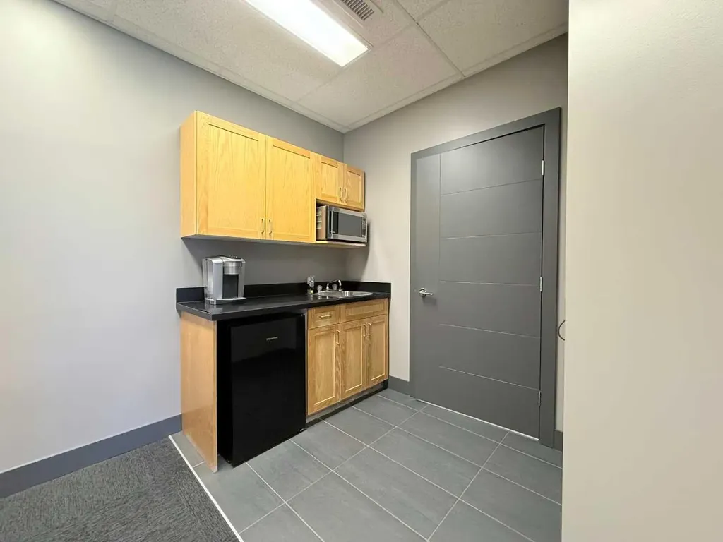 9814 97 Street Grande Prairie AB T8W 2G7