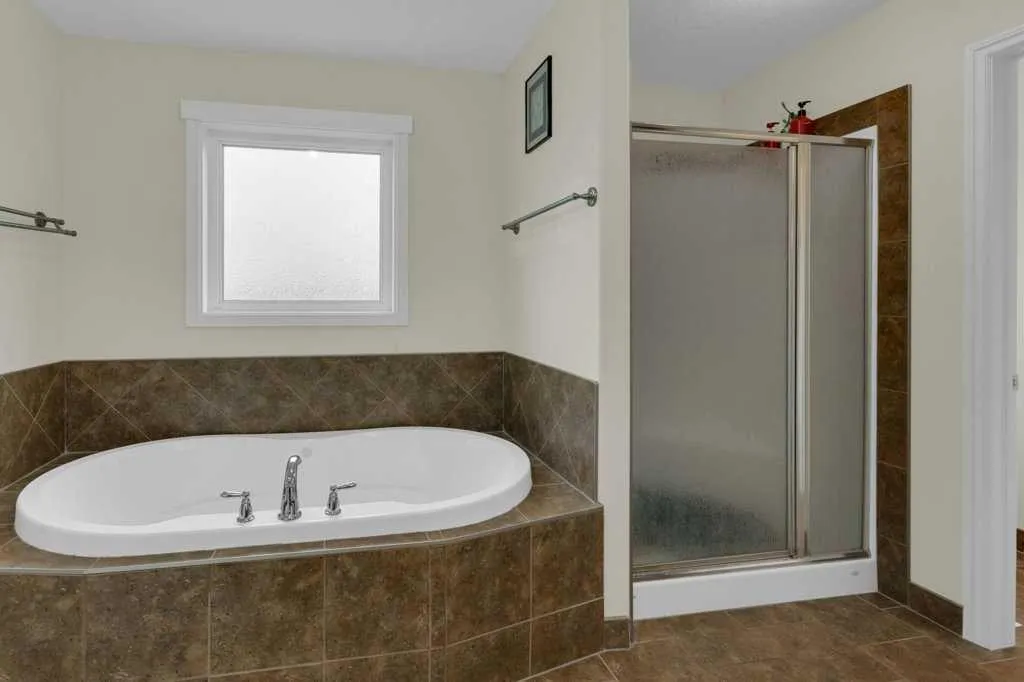 161 Hillcrest Boulevard Strathmore AB T1P0A3