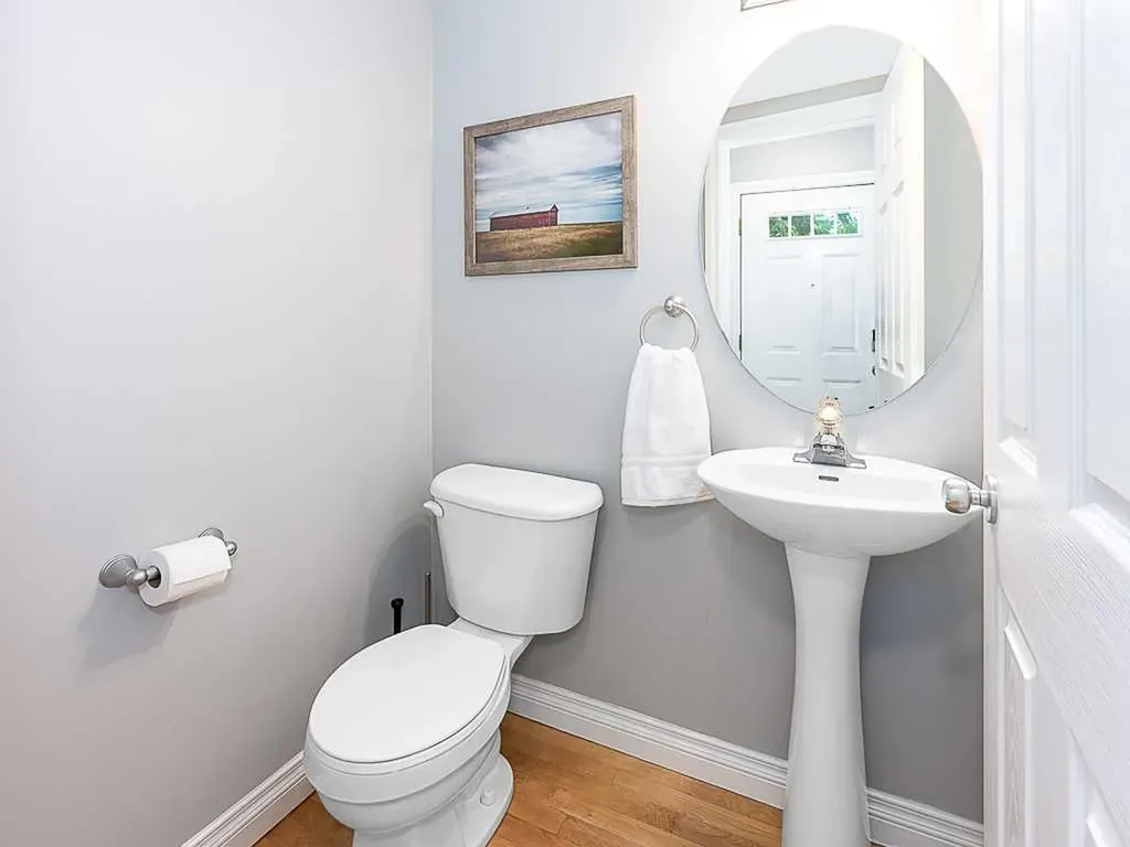 81 Somme Manor SW Calgary AB T2T6J3