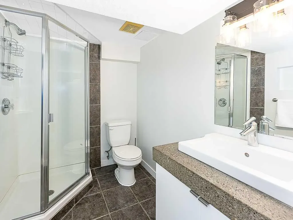81 Somme Manor SW Calgary AB T2T6J3