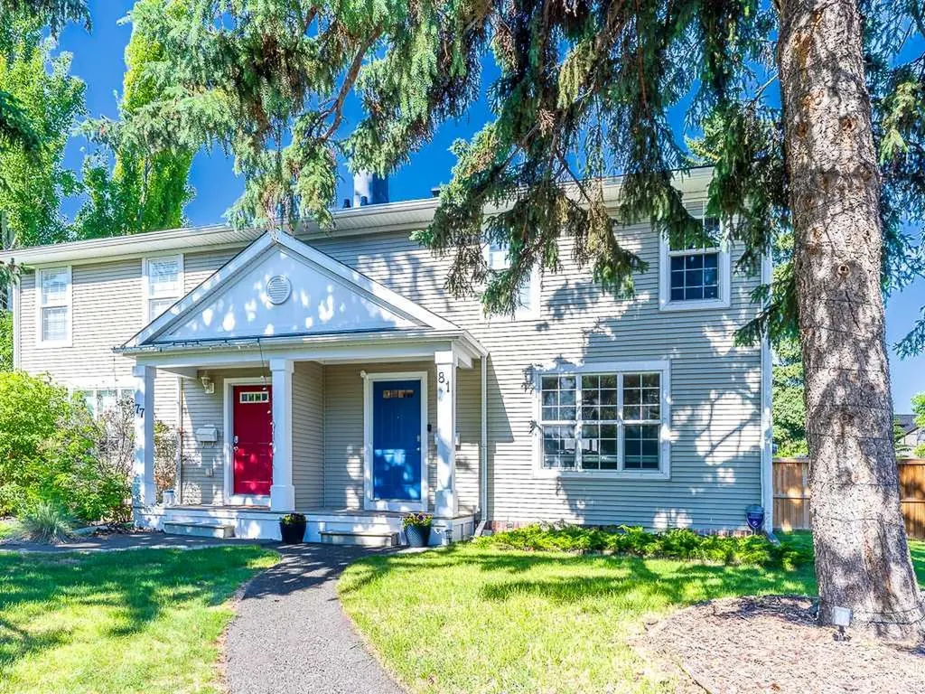 81 Somme Manor SW Calgary AB T2T6J3