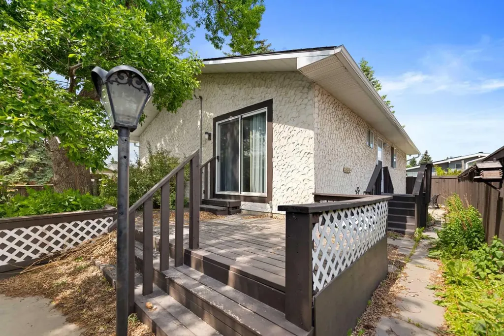 6756 Huntchester Road NE Calgary AB T2K 5E7