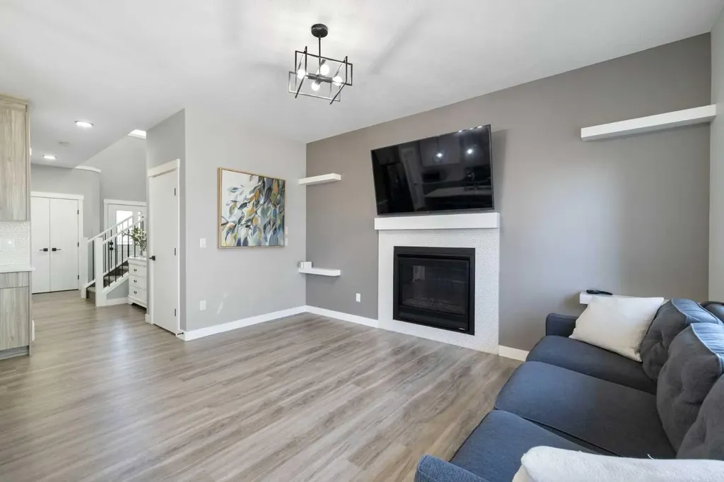628 Edgefield Street Strathmore AB T1P 0H5