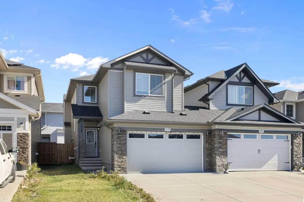 628 Edgefield Street Strathmore AB T1P 0H5