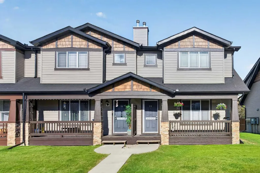 22 Panatella Park NW Calgary AB T3K 6K4
