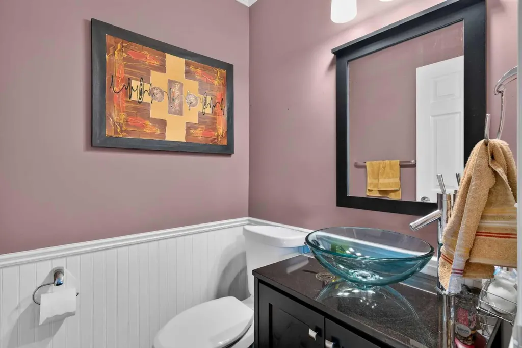 22 Panatella Park NW Calgary AB T3K 6K4