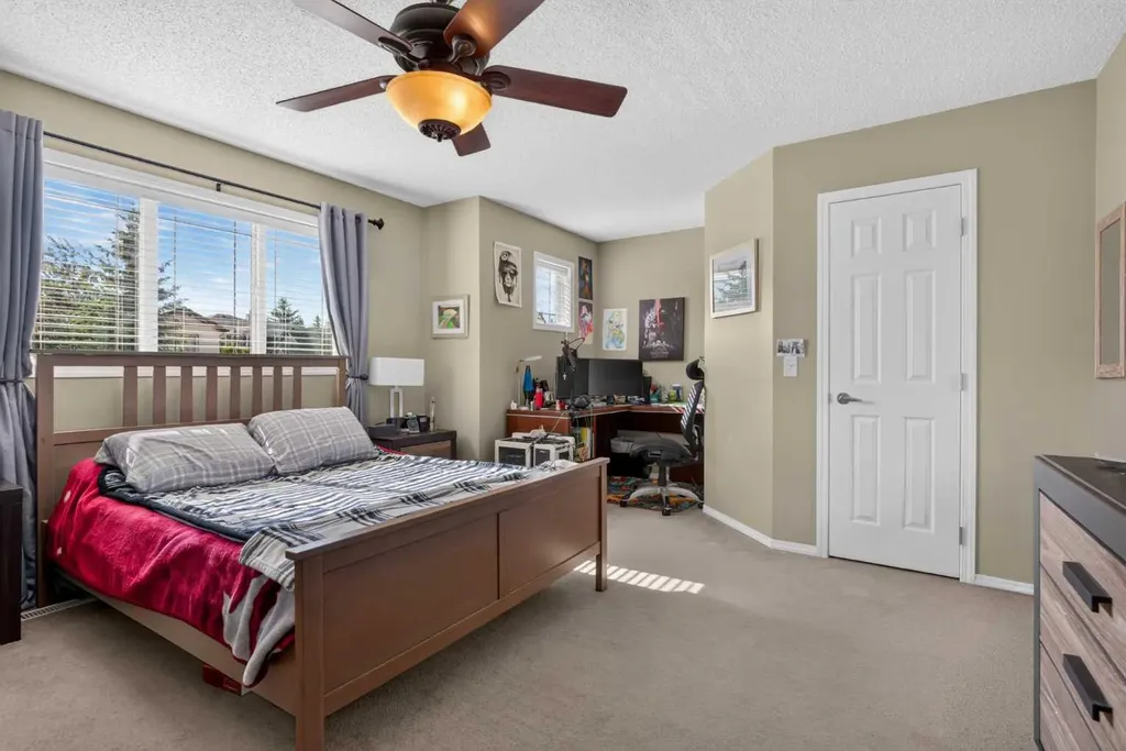22 Panatella Park NW Calgary AB T3K 6K4