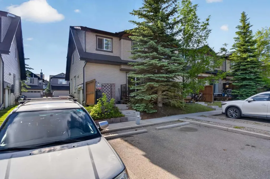 22 Panatella Park NW Calgary AB T3K 6K4