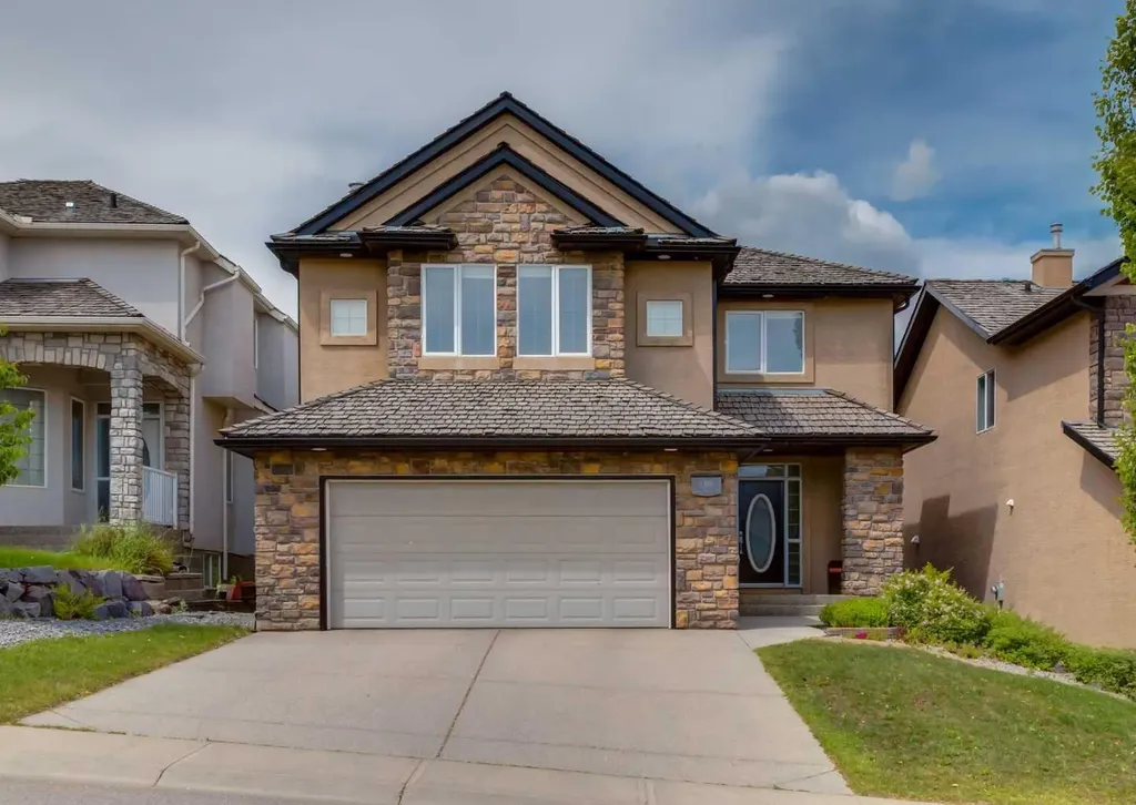 98 Royal Ridge Mount NW Calgary AB T3G 5Z3