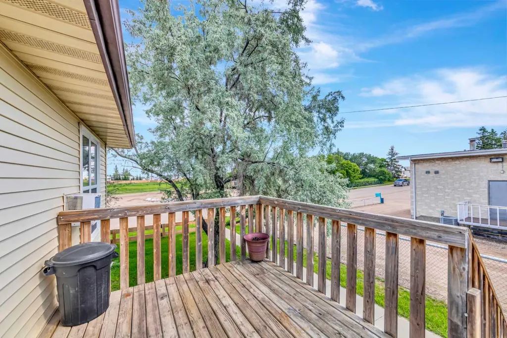 5219 57 Street Lloydminster AB T9V 0V4