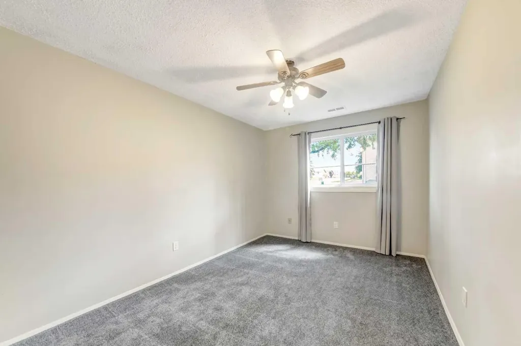 5219 57 Street Lloydminster AB T9V 0V4