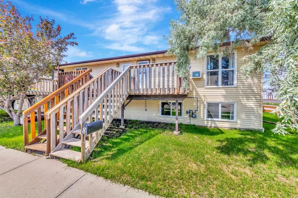 5219 57 Street Lloydminster AB T9V 0V4