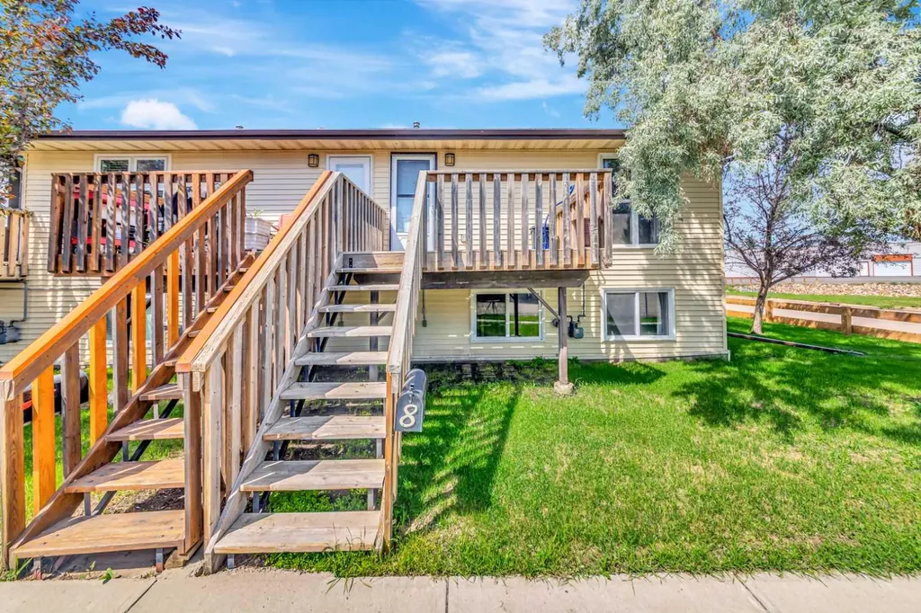 5219 57 Street Lloydminster AB T9V 0V4