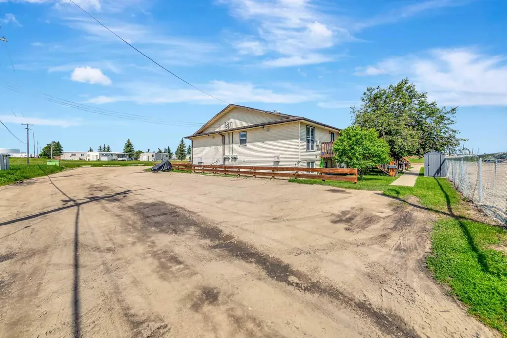 5219 57 Street Lloydminster AB T9V 0V4