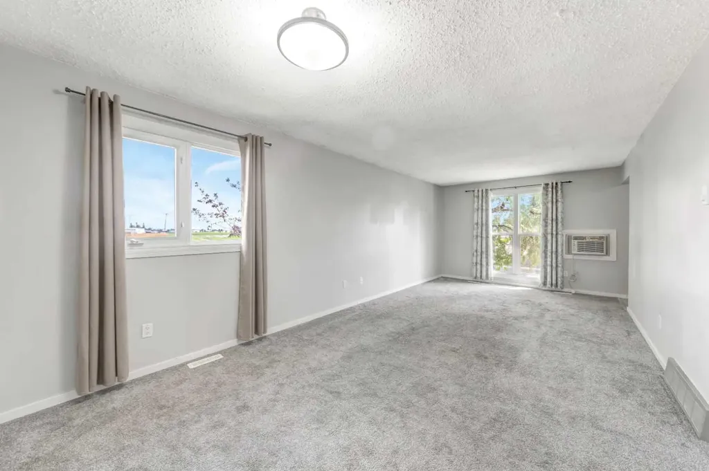 5219 57 Street Lloydminster AB T9V 0V4