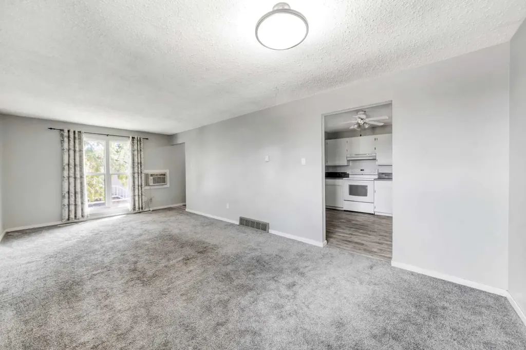5219 57 Street Lloydminster AB T9V 0V4