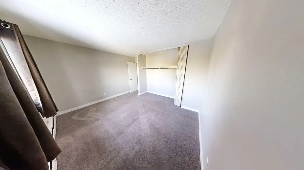 10028 105 Avenue Grande Prairie AB T8V1H1