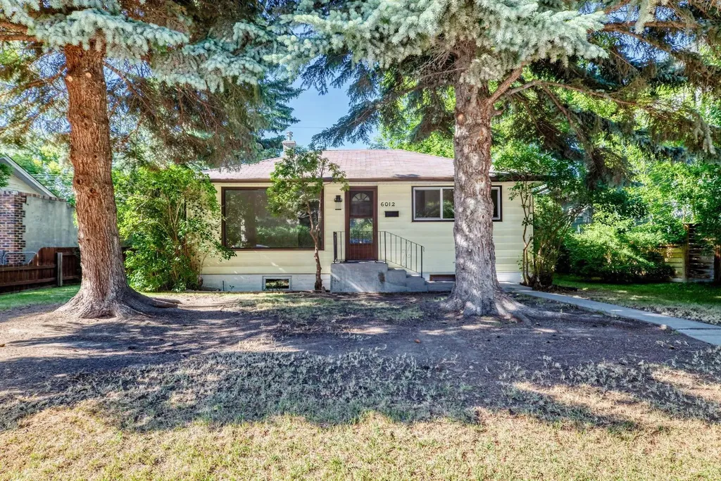 6012 33 Avenue NW Calgary AB T3B1K3