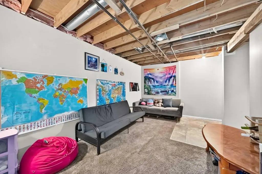 89 Bedford Manor NE Calgary AB T3K 4B8