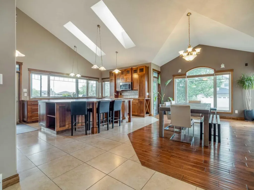 4639 62a Avenue Taber AB T1G 2J5