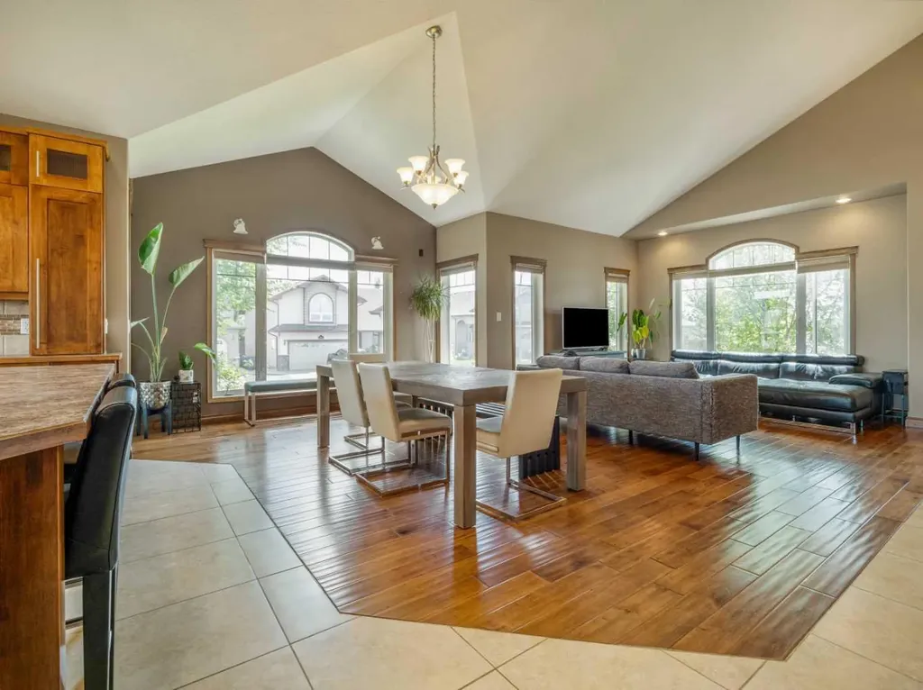 4639 62a Avenue Taber AB T1G 2J5