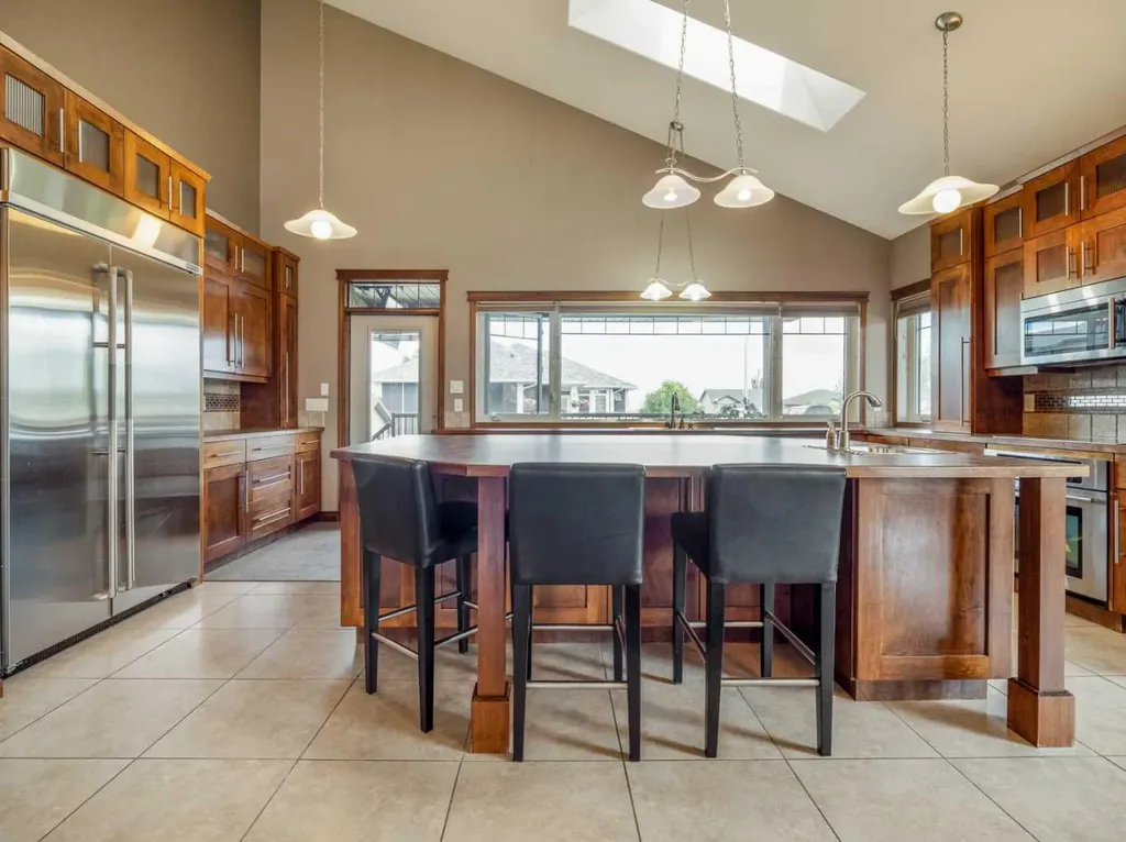 4639 62a Avenue Taber AB T1G 2J5