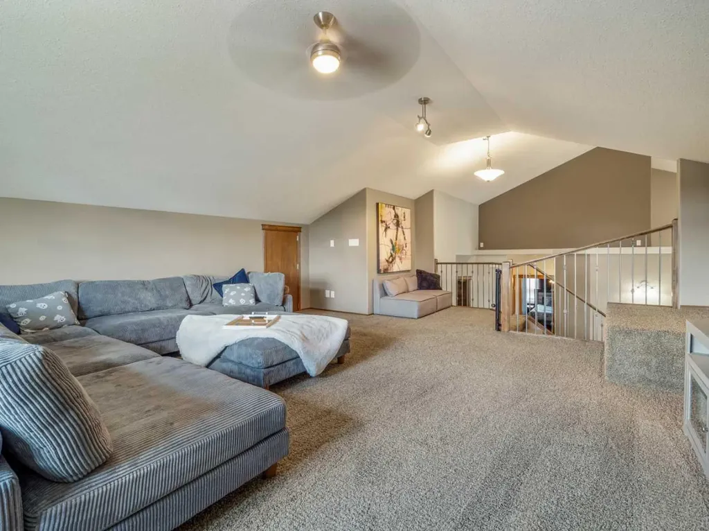 4639 62a Avenue Taber AB T1G 2J5