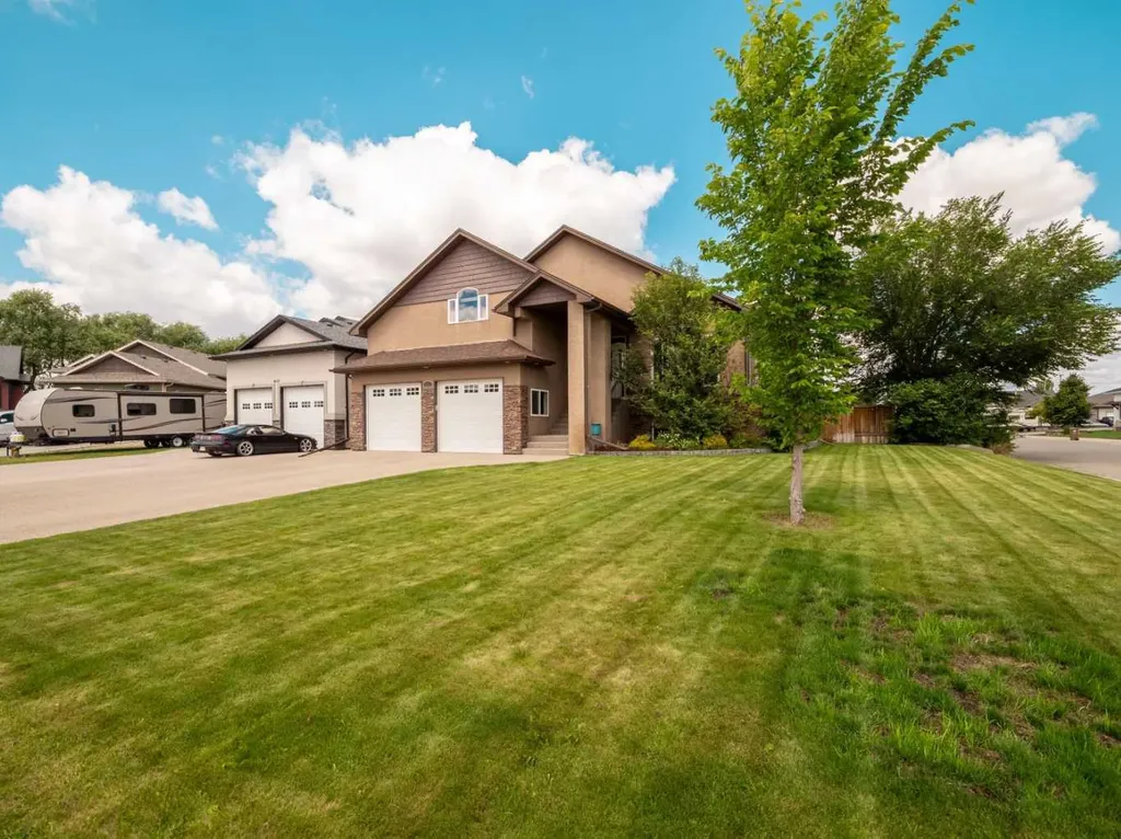 4639 62a Avenue Taber AB T1G 2J5