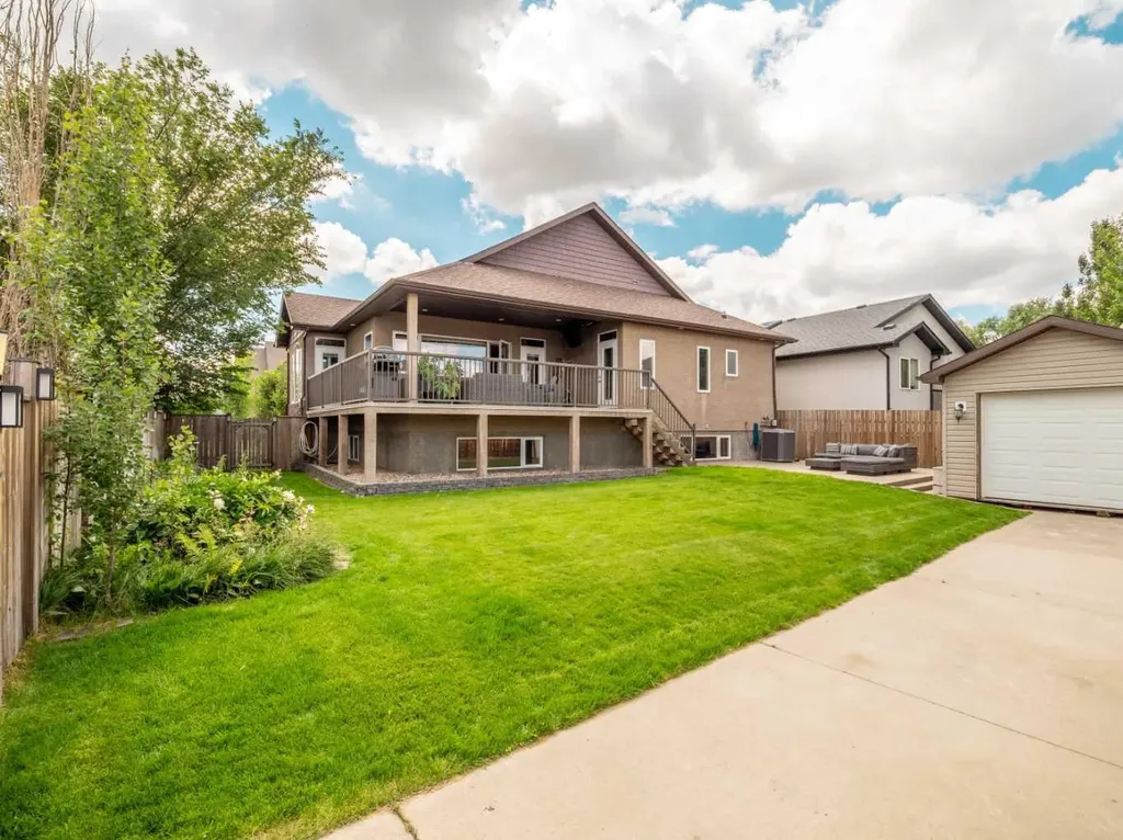 4639 62a Avenue Taber AB T1G 2J5